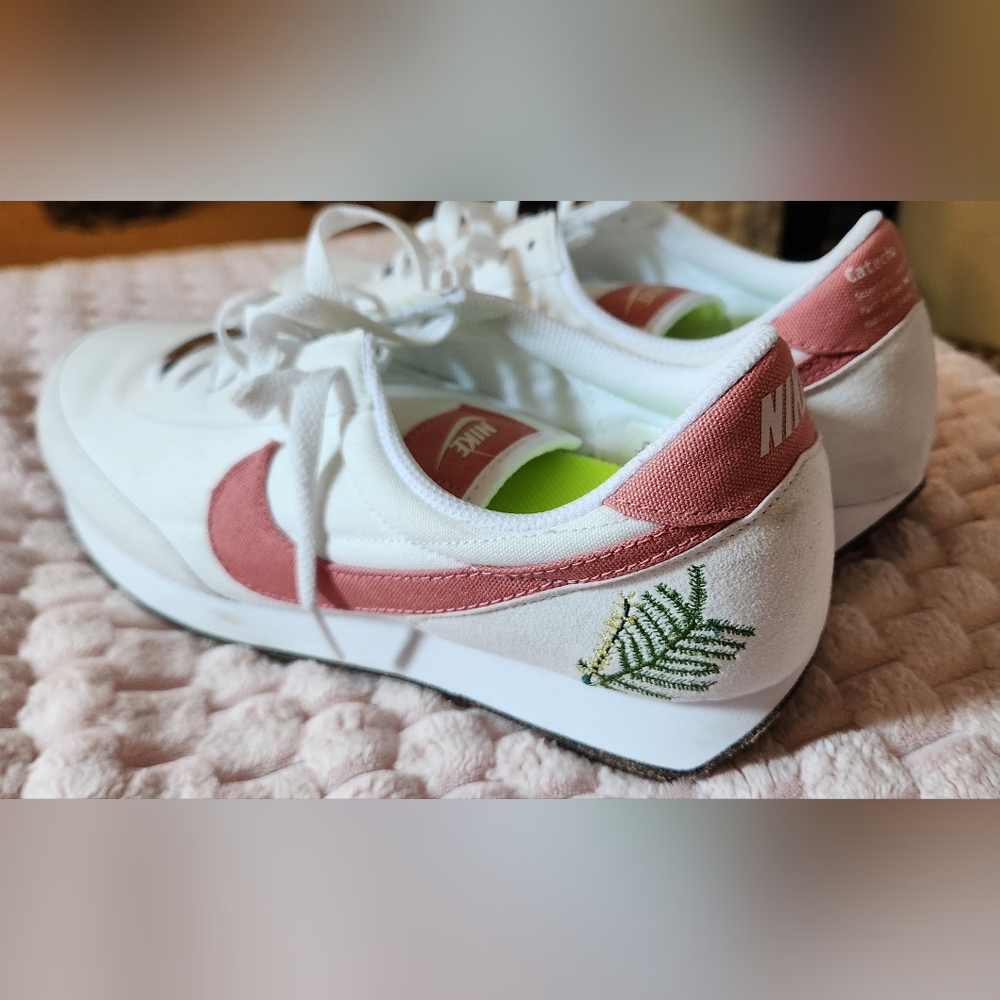 Nike Catechu Sneakers